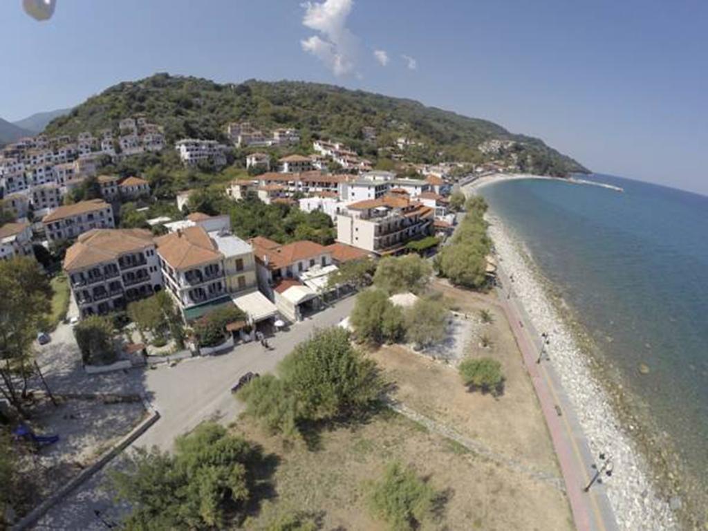 Zefiros Hotell Agios Ioannis  Exteriör bild